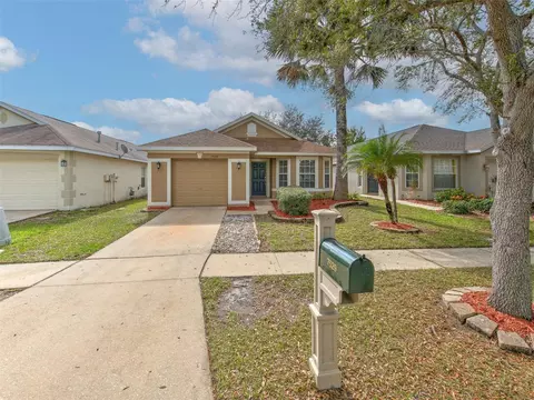7529 Oxford Garden Cir, Apollo Beach, FL 33572