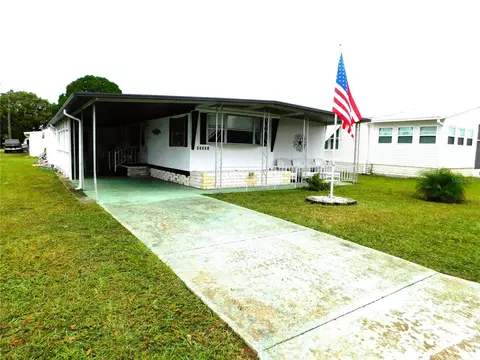 37251 Sandra Ave, Zephyrhills, FL 33542
