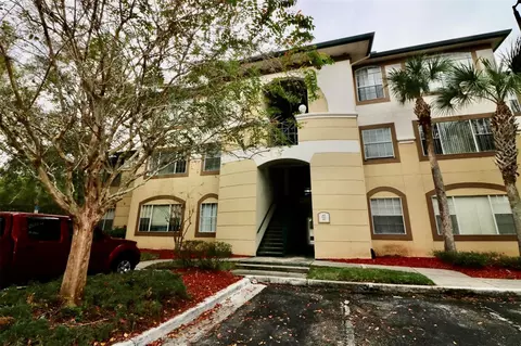 17101 Carrington Park Dr #405, Tampa, FL 33647