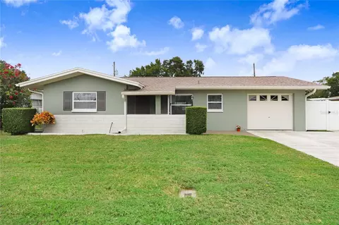 14095 Chamberlain Ave, Largo, FL 33774 photo 1