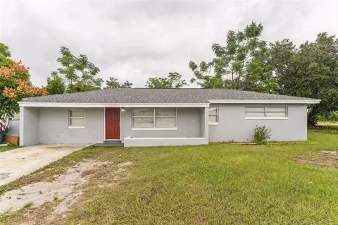 46 Queens Ct, Frostproof, FL 33843