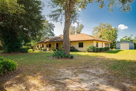 1007 Bushs Country Ln, Seffner, FL 33584