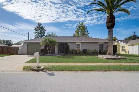 6822 Brentford Rd, Sarasota, FL 34241