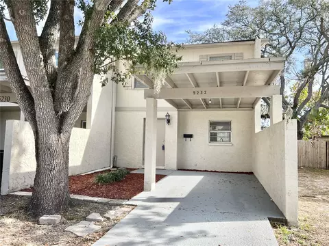 5232 Tennis Court Cir, Tampa, FL 33617