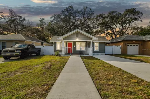 1665 12th St S, Saint Petersburg, FL 33705