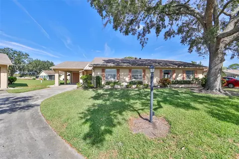 403 Gladstone Pl, Sun City Center, FL 33573