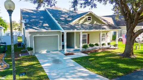 6425 Ashville Dr, Zephyrhills, FL 33542
