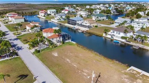 3463 Bluefish Dr, Hernando Beach, FL 34607 photo 1