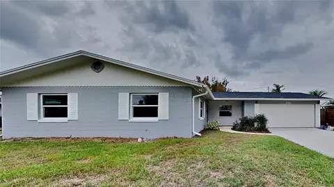 4740 Cedar Bay St, Orlando, FL 32812