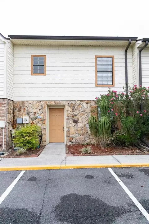 Undisclosed, Tampa, FL 33614