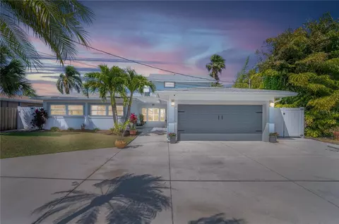 564 Crystal Dr, Madeira Beach, FL 33708