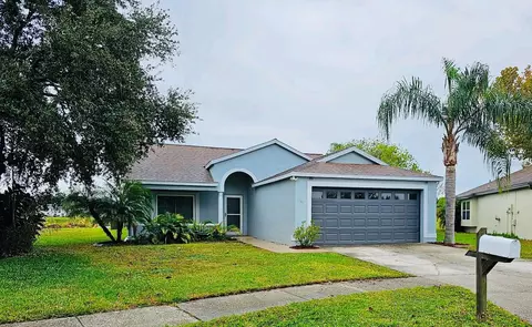 1632 Portsmouth Lake Dr, Brandon, FL 33511