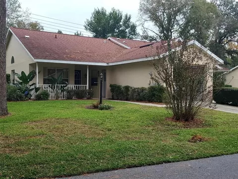 915 W Penn Hills Ct, Beverly Hills, FL 34465