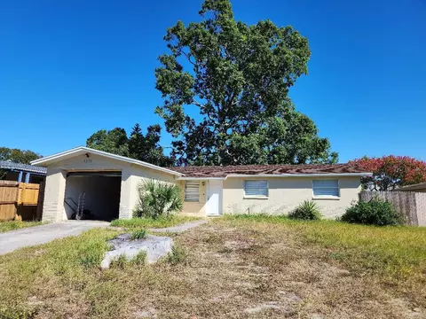 1309 Stone Creek Dr, Tarpon Springs, FL 34689