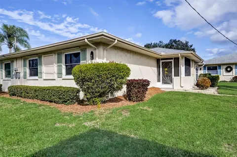 1901 Canterbury Ln #16, Sun City Center, FL 33573