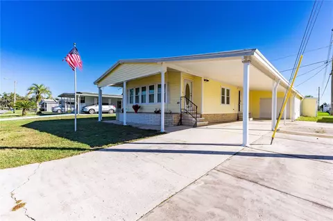 5306 Jo St, Zephyrhills, FL 33542