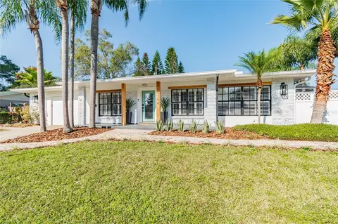 10706 Lake Carroll Way, Tampa, FL 33618