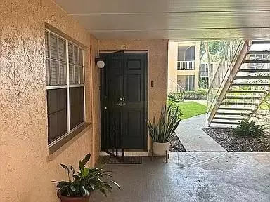4725 Christa Ct #329, Tampa, FL 33614