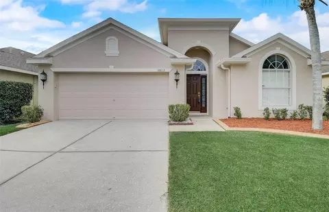 18833 Maisons Dr, Lutz, FL 33558