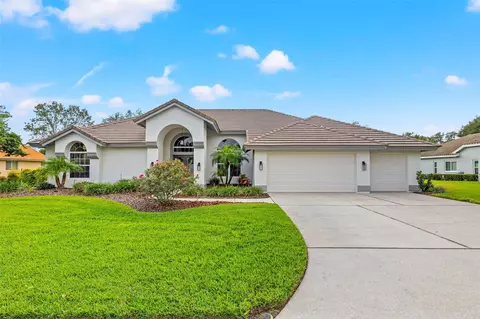 30302 Fairway Dr, Wesley Chapel, FL 33543