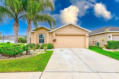 1831 Hawks View Dr, Ruskin, FL 33570