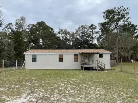 7122 W Villaterrace Dr, Homosassa, FL 34448