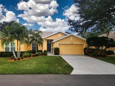 2233 Worthington Greens Dr #14, Sun City Center, FL 33573