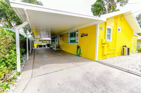 11212 Casa Loma Dr, Riverview, FL 33569