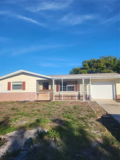 3404 Columbus Dr, Holiday, FL 34691