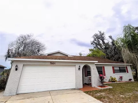 7951 Orchid Lake Rd, New Port Richey, FL 34653