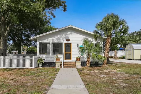2512 17th Ave W, Bradenton, FL 34205