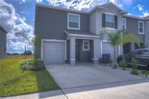 34332 Redwood Dawn Ln, Wesley Chapel, FL 33543