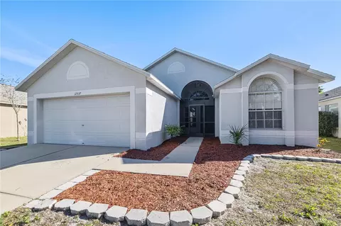 12537 Lake Vista Dr, Gibsonton, FL 33534