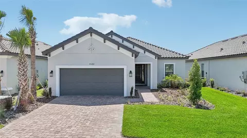4584 Crestpoint Way, Palmetto, FL 34221