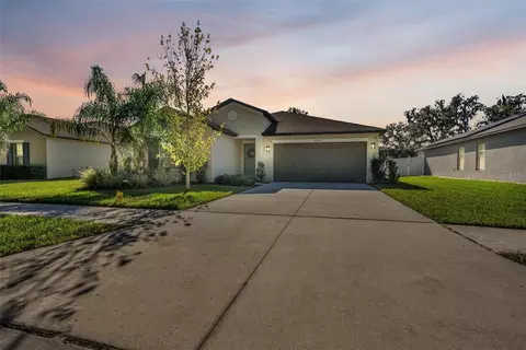 39934 Dawson Chase Dr, Zephyrhills, FL 33540