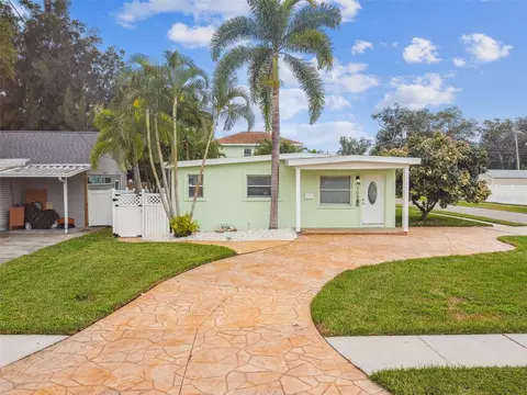 7096 65th St N, Pinellas Park, FL 33781