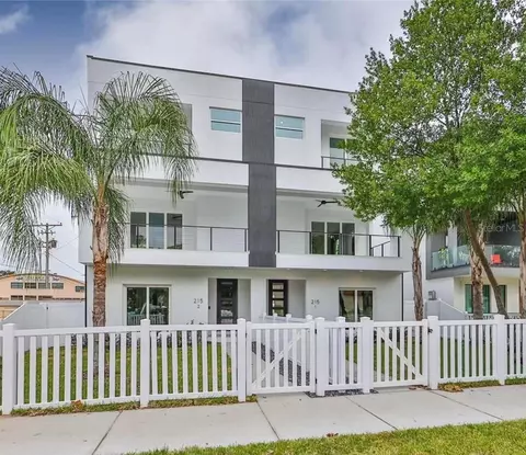 215 W Columbus Dr #1, Tampa, FL 33602