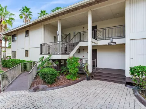 4752 Fox Hunt Dr #812, Wesley Chapel, FL 33543
