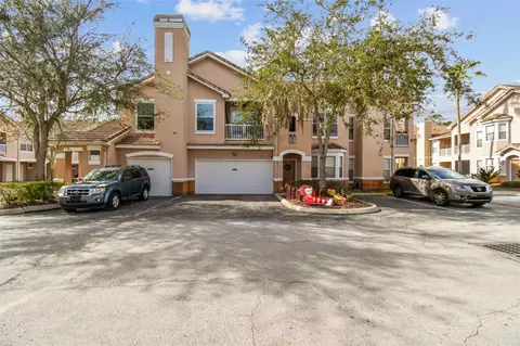 17982 Villa Creek Dr, Tampa, FL 33647