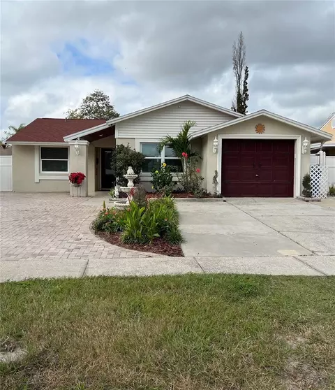 12522 Mondragon Dr, Tampa, FL 33625