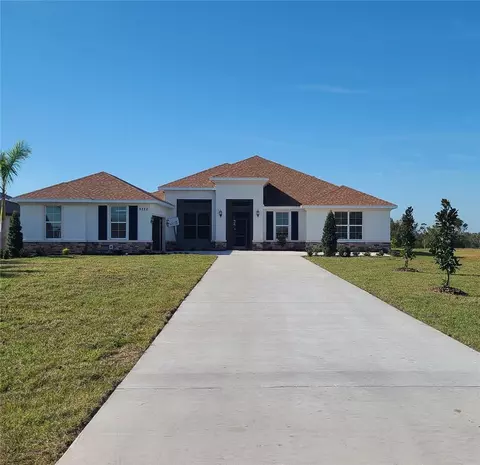 5222 Lake Venice Dr, Wimauma, FL 33598