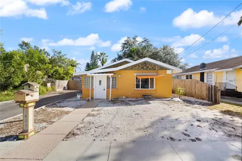 1409 13th St W, Bradenton, FL 34205