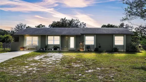 298 Piney Pl, Winter Haven, FL 33880