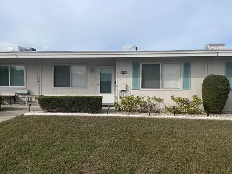 708 Augusta Dr, Sun City Center, FL 33573