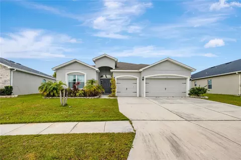 6721 Castle Green Pl, Zephyrhills, FL 33541