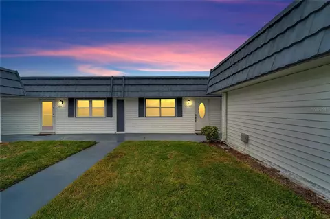 205 Andover Pl N #103, Sun City Center, FL 33573
