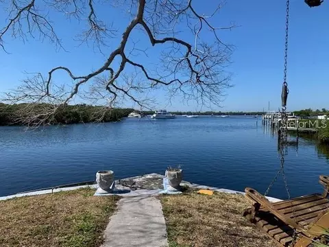 108 Carmelina St, Ruskin, FL 33570
