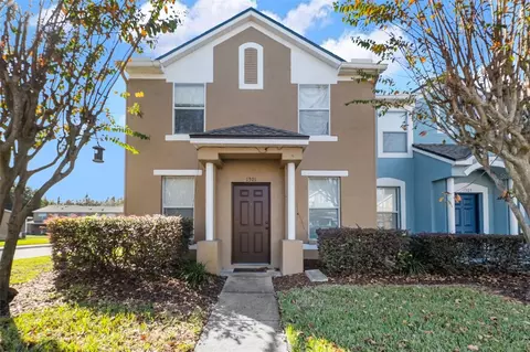 1301 Denman Ct, Wesley Chapel, FL 33543
