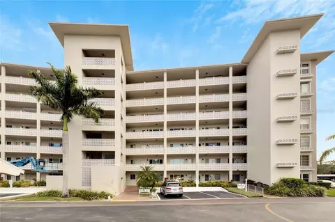 1235 S Highland Ave #5-210, Clearwater, FL 33756