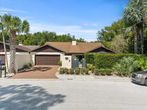 13610 Avista Dr, Tampa, FL 33624